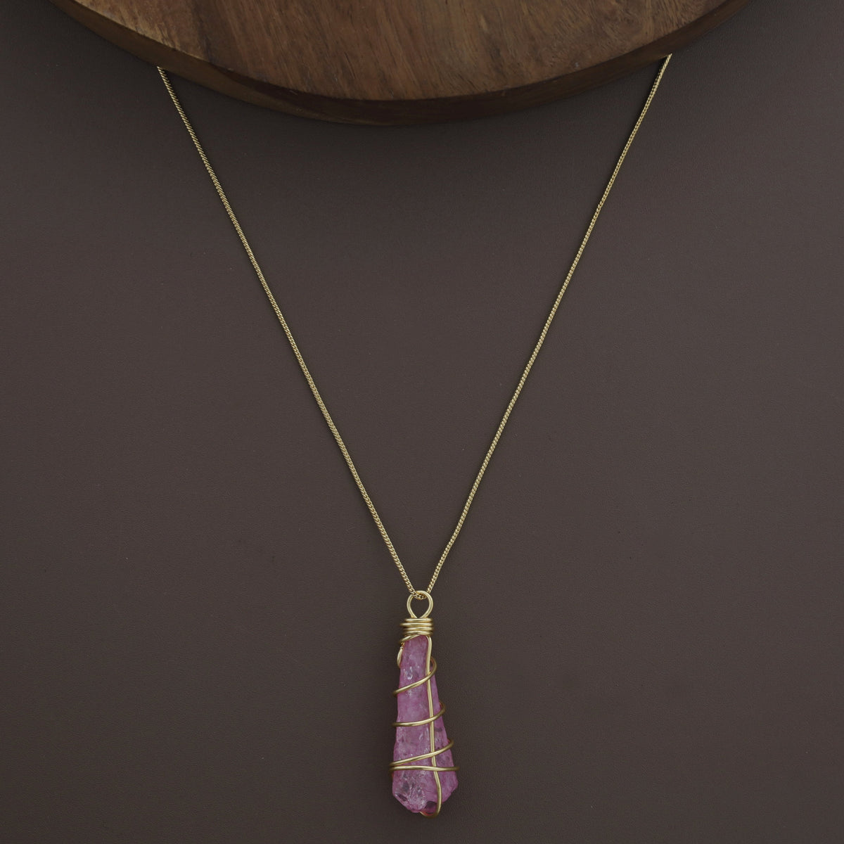 Binded Dyed Stone Neckpiece